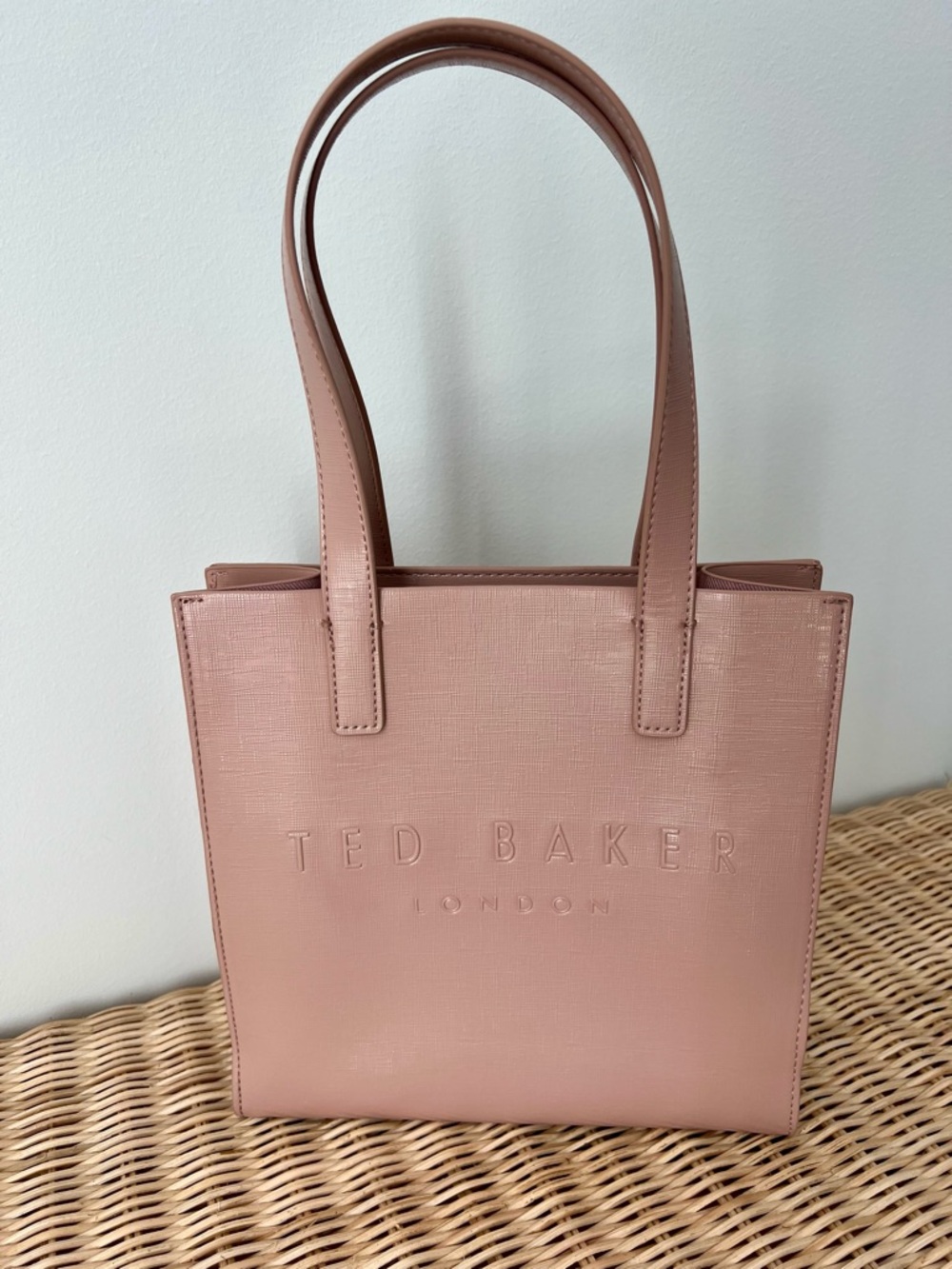 Ted Baker London Pink Tote Bag NWT Structured Logo Top Handle